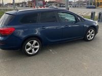 Second-hand Opel Astra Sport 120 CP (88 kW) 2011 Albastru Break
