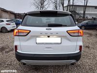 Second-hand Ford Kuga Titanium 150 CP (110 kW) 2022 Culoarealb SUV