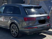 Second-hand Audi Q7 S-Line 286 CP (210 kW) 2019 Culoaregri SUV
