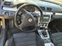 Second-hand VW Passat 103 CP (75 kW) 2009 Negru Berlinǎ