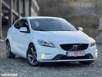Second-hand Volvo V40 R-Design 120 CP (88 kW) 2015 Culoarealb Hatchback