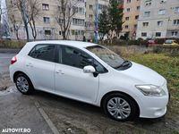 second-hand Toyota Auris 1.4 D-4D Luna