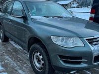 Second-hand VW Touareg R 174 CP (127 kW) 2007 Culoareverde SUV