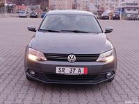 second-hand VW Jetta Benzină