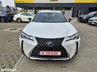 Second-hand Lexus UX 250h Business Edition 177 CP (130 kW) 2022 Culoarealb SUV
