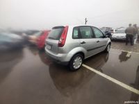 second-hand Ford Fiesta 1,3 benzina, an 2007, AC, itp si rca valabile, fiscal