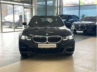 Second-hand BMW 330e Shadowline 292 CP (214 kW) 2022 Negru sapphire metalizat Break