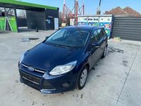 Second-hand Ford Focus 101 CP (74 kW) 2013 Albastru Break