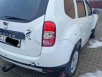 Second-hand Dacia Duster Prestige 125 CP (91 kW) 2017 Culoarealb SUV