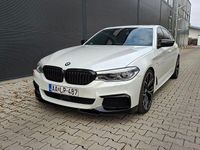 Second-hand BMW M550 Comfort Edition 400 CP (294 kW) 2018 Culoarealb Berlinǎ