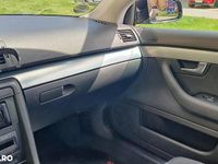 Second-hand Audi A4 140 CP (102 kW) 2005 Culoarenegru Berlinǎ