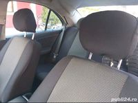 Second-hand Mercedes 220 150 CP (110 kW) 2001 Berlinǎ