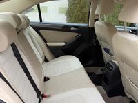 Second-hand VW Jetta 105 CP (77 kW) 2012 Alb Berlinǎ