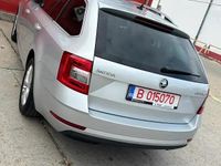Second-hand Skoda Octavia 150 CP (110 kW) 2020 Argintiu Break
