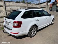 second-hand Skoda Octavia Combi 2.0 TDI DSG Ambition