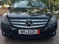 Second-hand Mercedes B180 122 CP (89 kW) 2012 Culoarenegru Monovolum