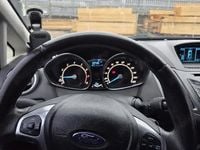Second-hand Ford Fiesta 90 CP (66 kW) 2013 Negru Hatchback