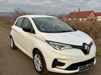 Second-hand Renault Zoe Life 79 kW (108 CP) 2020 Culoarealb Hatchback