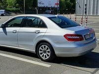 Second-hand Mercedes E200 136 CP (100 kW) 2010 Gri Berlinǎ