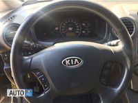 Second-hand Kia Carens 115 CP (84 kW) 2011 Negru Monovolum