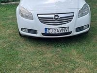 Second-hand Opel Insignia 140 CP (102 kW) 2010 Culoarealb Berlinǎ