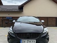 Second-hand Volvo V40 R-Design 150 CP (110 kW) 2018 Culoarenegru Hatchback