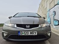 second-hand Honda Civic 1.8i Sport