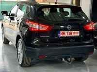Second-hand Nissan Qashqai Acenta 110 CP (80 kW) 2016 Culoarenegru SUV