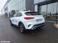Nouă Kia XCeed 150 CP (110 kW) 2025 Culoarealb SUV