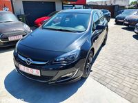 Second-hand Opel Astra Exklusiv 136 CP (100 kW) 2015 Negru Break