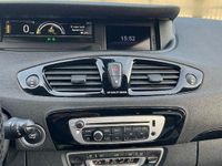 Second-hand Renault Scénic III 130 CP (95 kW) 2012 Culoarerosu Monovolum