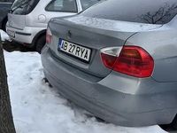 Second-hand BMW 320 163 CP (119 kW) 2005 Berlinǎ