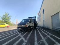 Second-hand Iveco Daily 116 CP (85 kW) 2004 Alb Berlinǎ