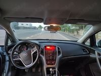 Second-hand Opel Astra 110 CP (80 kW) 2014 Berlinǎ