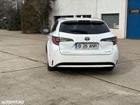 Second-hand Toyota Corolla 122 CP (89 kW) 2021 Culoarealb Break