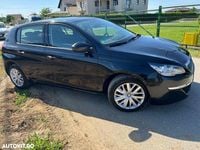 Second-hand Peugeot 308 Active 120 CP (88 kW) 2015 Culoarenegru Hatchback