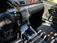 Second-hand VW Passat 140 CP (102 kW) 2010 Berlinǎ