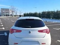 Second-hand Alfa Romeo Giulietta 170 CP (125 kW) 2010 Alb Hatchback