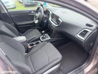 Second-hand Kia Ceed Best 100 CP (73 kW) 2020 Culoaremaro Hatchback