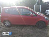 Second-hand Honda Jazz 61 CP (44 kW) 2004 Rosu Hatchback