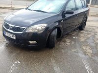 Second-hand Kia Ceed Best 115 CP (84 kW) 2010 Culoarenegru Hatchback