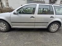 Second-hand VW Golf IV 101 CP (74 kW) 2006 Gri Break