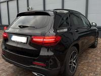 Second-hand Mercedes GLC250 Exclusive 204 CP (150 kW) 2017 Culoarenegru SUV