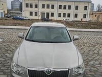 second-hand Skoda Superb Combi 2.0 TDI Elegance DSG