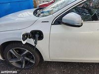 Second-hand Volvo V60 215 CP (158 kW) 2014 Culoarealb Break