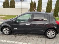 Second-hand Renault Clio III 75 CP (55 kW) 2011 Negru Hatchback