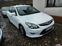 second-hand Hyundai i30 an 2011, 1.6 motorina = rate cu buletinul