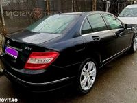 Second-hand Mercedes C200 Avantgarde 136 CP (100 kW) 2008 Negru Berlinǎ
