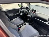 Second-hand Honda Jazz 99 CP (72 kW) 2011 Maro Hatchback