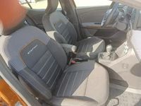 Second-hand Dacia Sandero Stepway 91 CP (66 kW) 2021 Portocaliu Hatchback